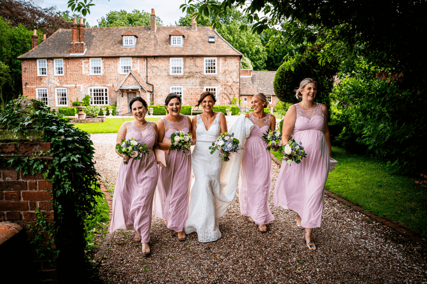 Create the perfect memories with close friends and family on your wedding day with your wedding in Kent. Exclusive Wedding Venue Kent | Solton Manor